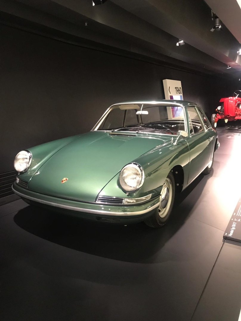 Porsche 754 model