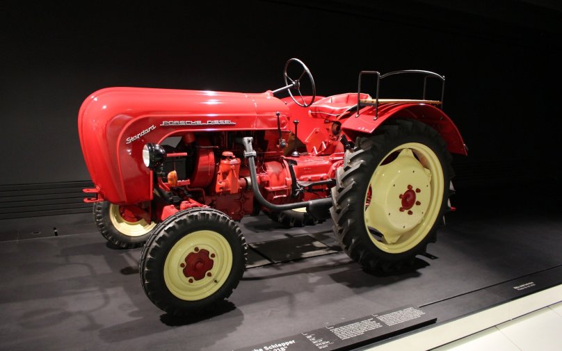 Трактор Порше