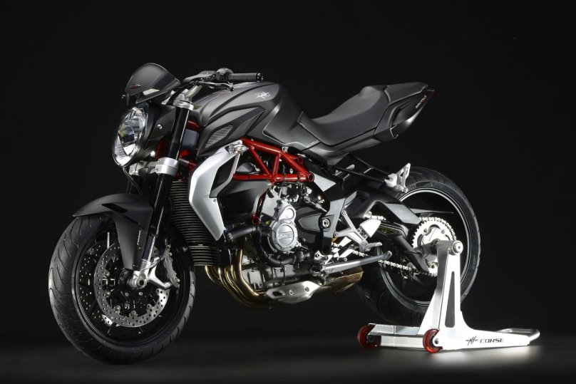 MV Agusta brutale 675 37